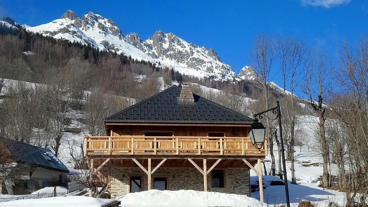 Chalet Augustin Villa วูจานีย์ ภายนอก รูปภาพ