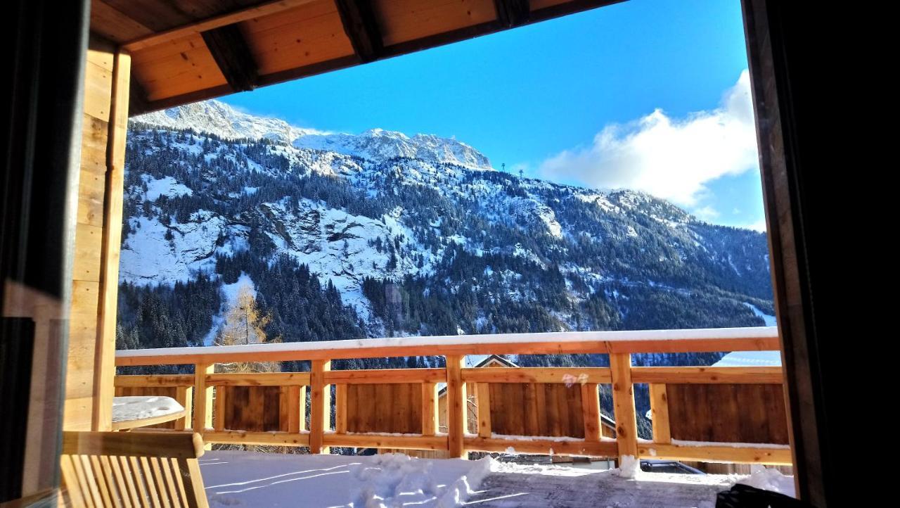 Chalet Augustin Villa วูจานีย์ ภายนอก รูปภาพ