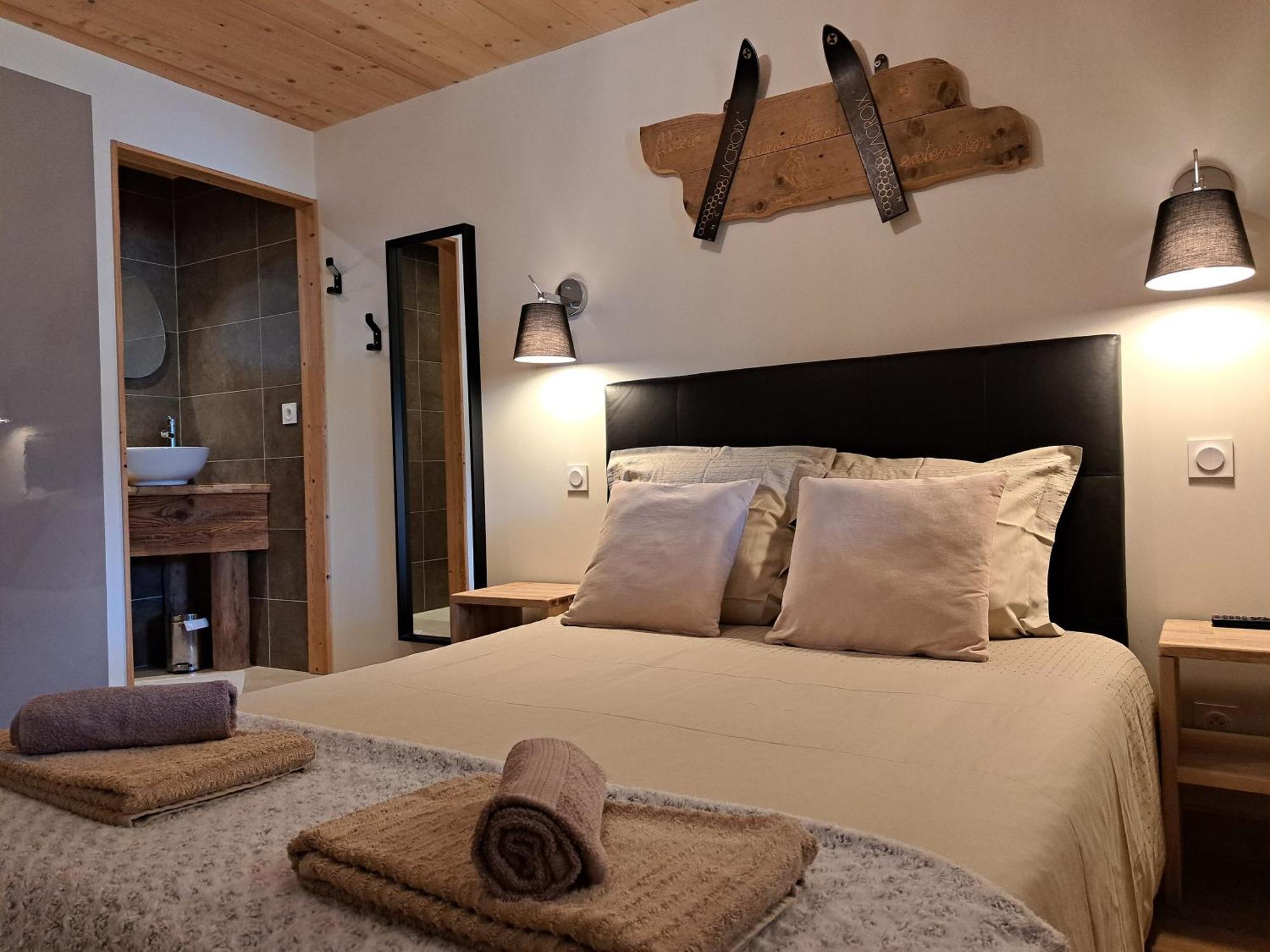 Chalet Augustin Villa วูจานีย์ ภายนอก รูปภาพ